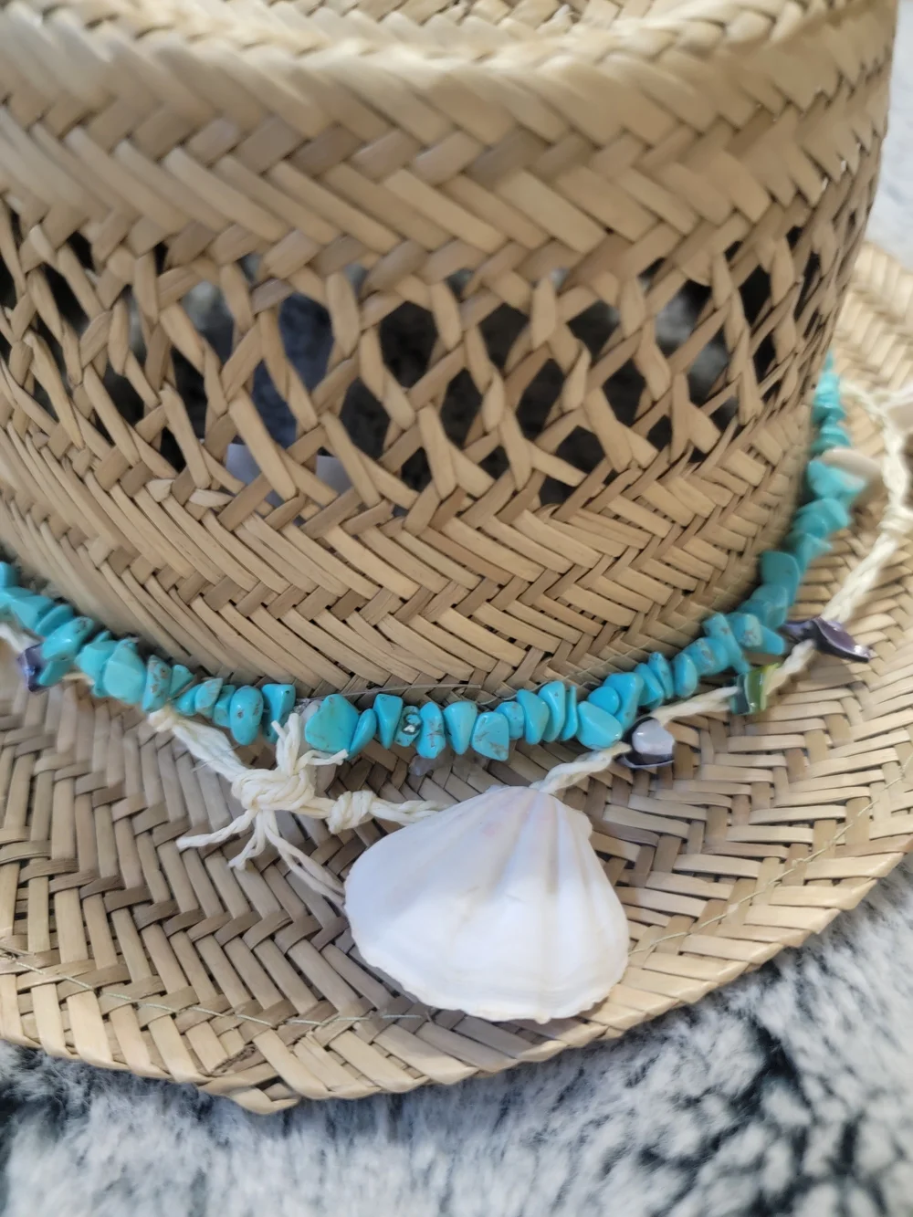 FOUR Fun Summer Hats. Bullhide.Juicy Couture. Jessica Simpson.Betsy Johnson.